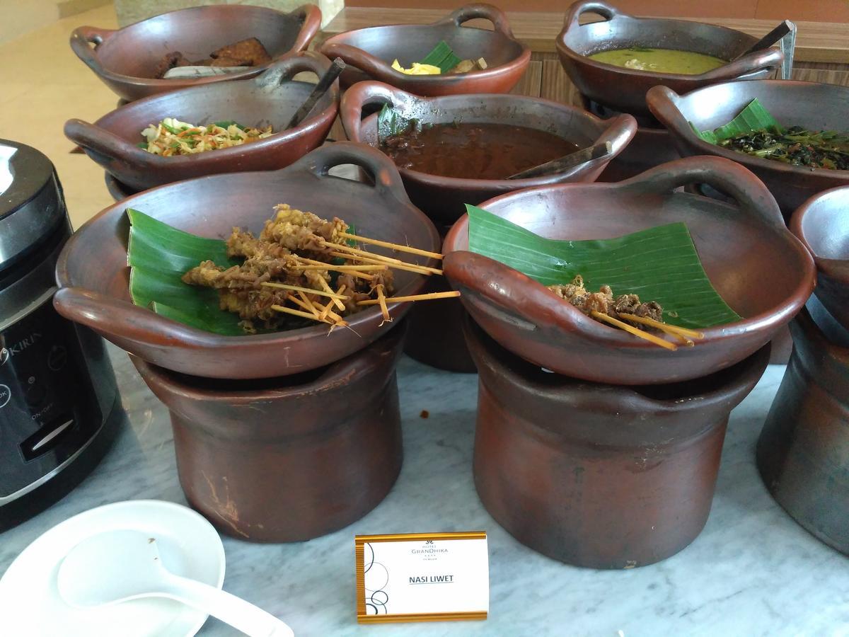 โรงแรมกรันทิกา เปมูดา เซอมารัง ภายนอก รูปภาพ